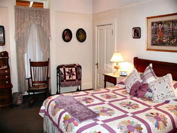 El Presidio Bed and Breakfast Quilt Room 